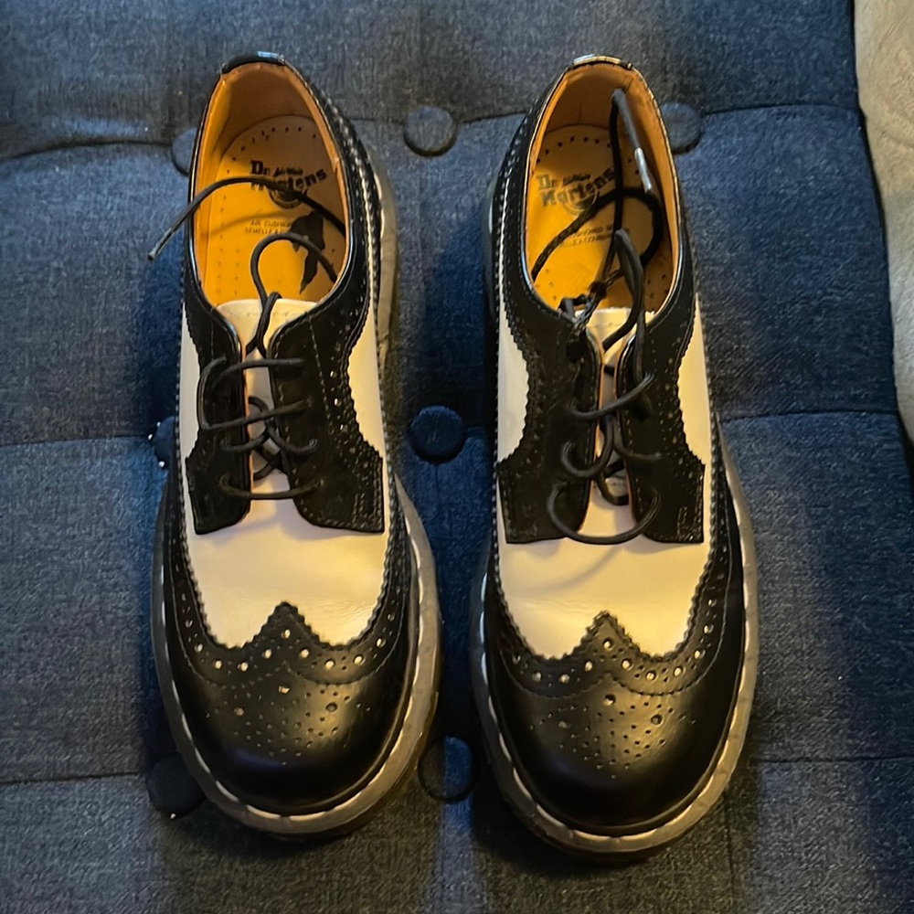 Doc martens shoe size 6 US, BEX SMOOTH LEATHER BROGUE SHOES